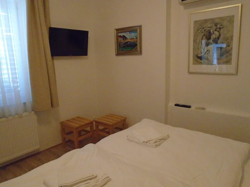 Alo Apartments Vila Klara Lubiana